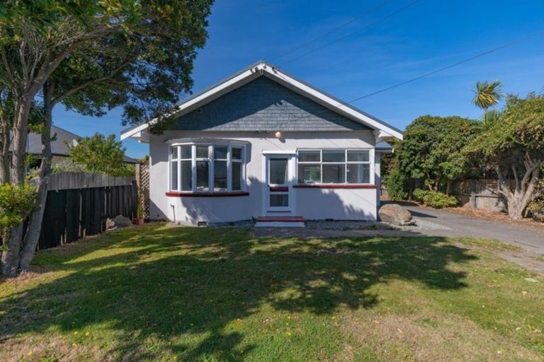 Photo of property in 39 Tovey Street, New Brighton, Christchurch, 8061