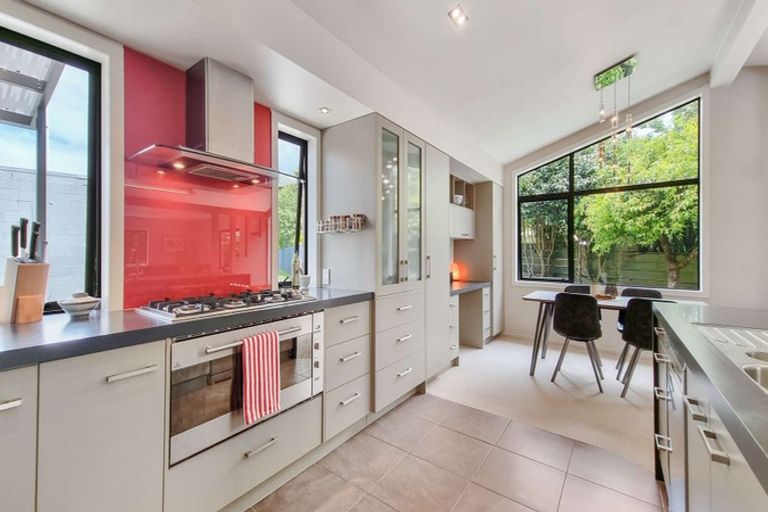 Photo of property in 27 Rimuvale Street, Pukehangi, Rotorua, 3015