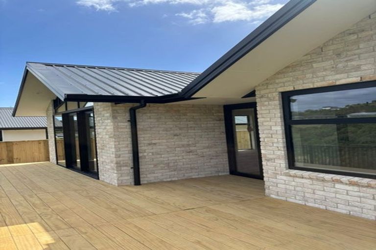 Photo of property in 241 Adler Drive, Ohauiti, Tauranga, 3112