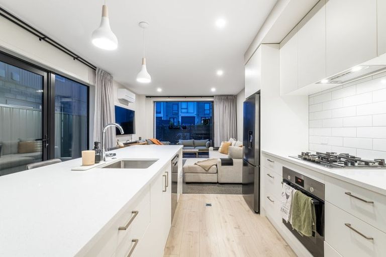 Photo of property in 11 Tokitoki Way, Kenepuru, Porirua, 5022