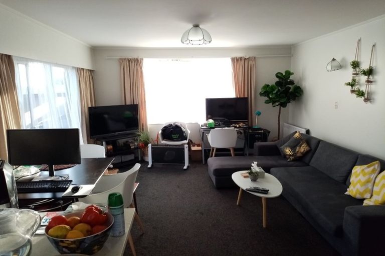 Photo of property in 129 Gardner Avenue, New Lynn, Auckland, 0600