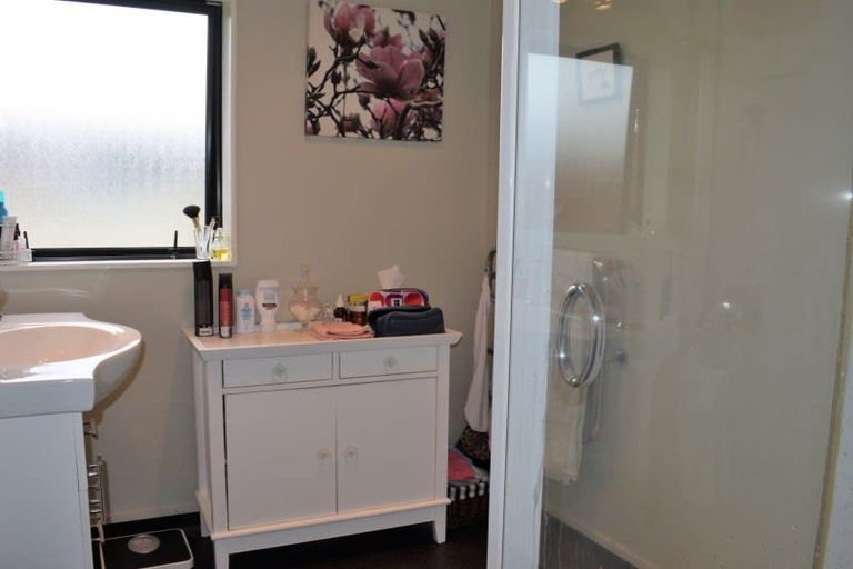 Photo of property in 4 Ian Peter Way, Otaki, 5512