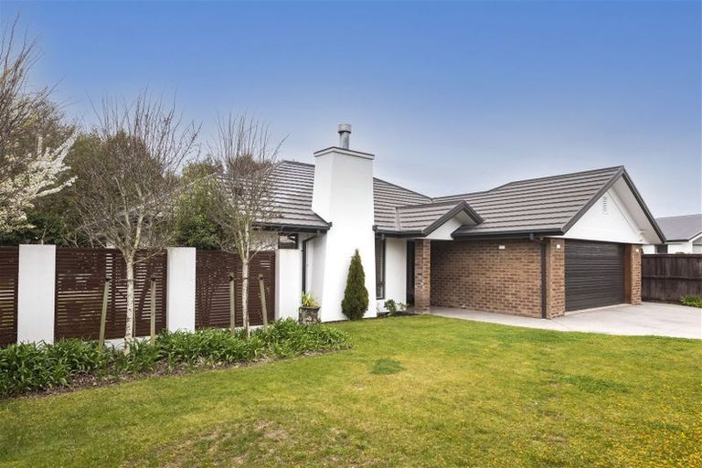 Photo of property in 11 Armour Place, Halswell, Christchurch, 8025