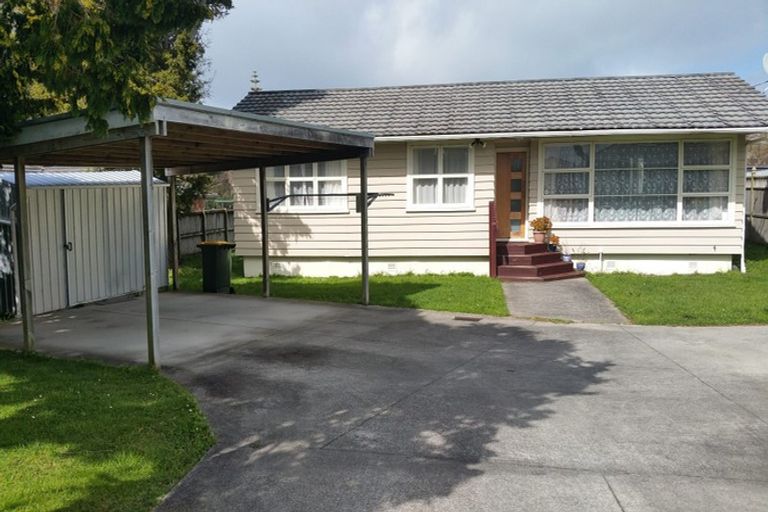 Photo of property in 19a Cutler Street, New Lynn, Auckland, 0600