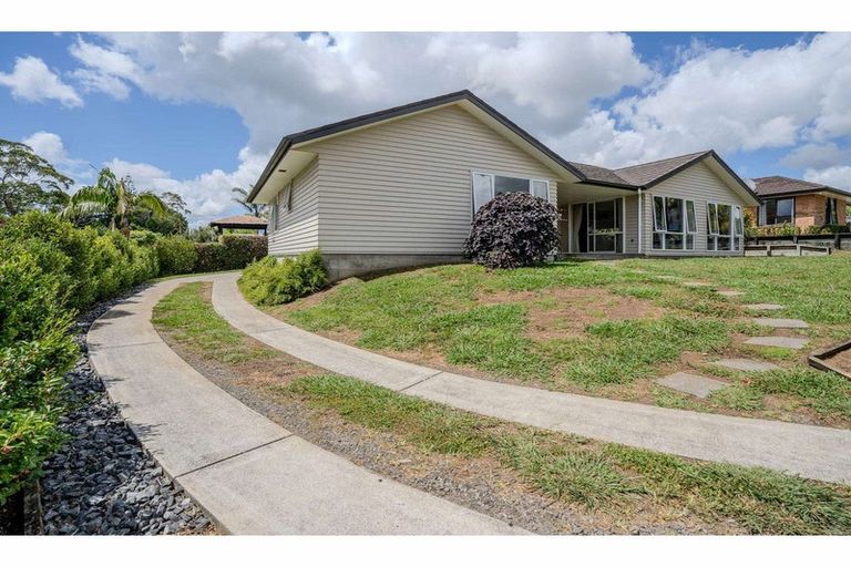 Photo of property in 32 Aranga Road, Kerikeri, 0230