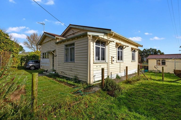 Photo of property in 5 Tui Pa Road, Te Aroha, 3392