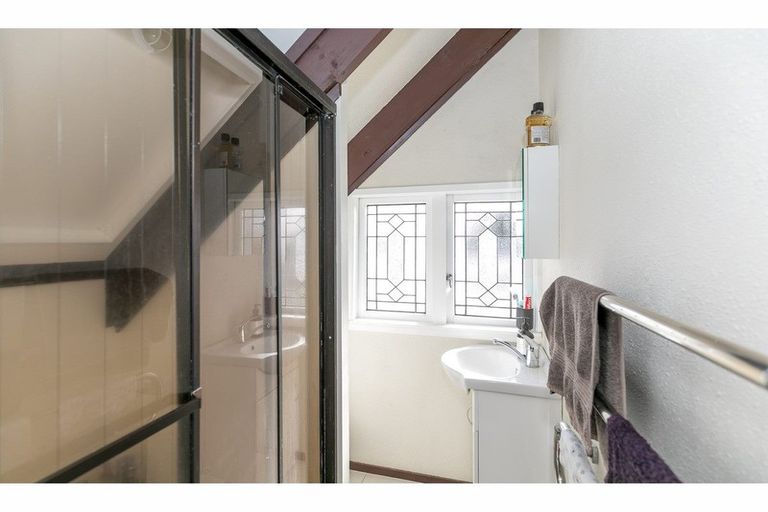 Photo of property in 1b Oak Avenue, Nawton, Hamilton, 3200