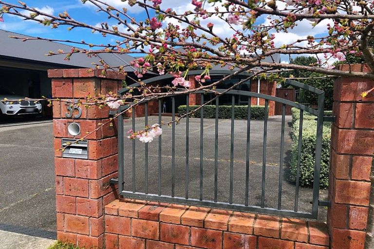 Photo of property in 35 Aquila Crescent, Rototuna North, Hamilton, 3210