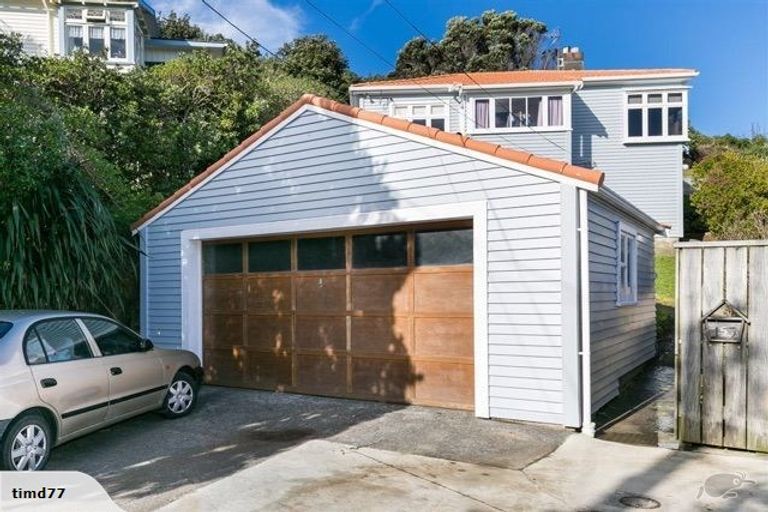 Photo of property in 155 Severn Street, Island Bay, Wellington, 6023