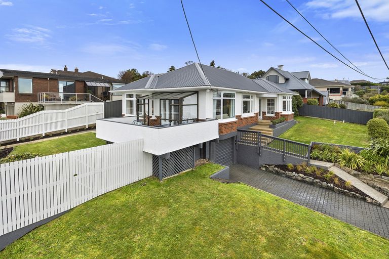 Photo of property in 15 Shandon Road, Vauxhall, Dunedin, 9013