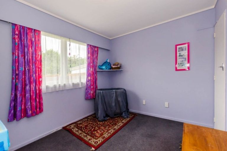 Photo of property in 6a Te Uruhi Grove, Paraparaumu, 5032
