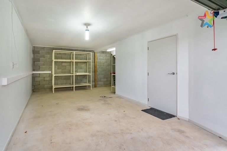 Photo of property in 117 Tirohanga Road, Tirohanga, Lower Hutt, 5010