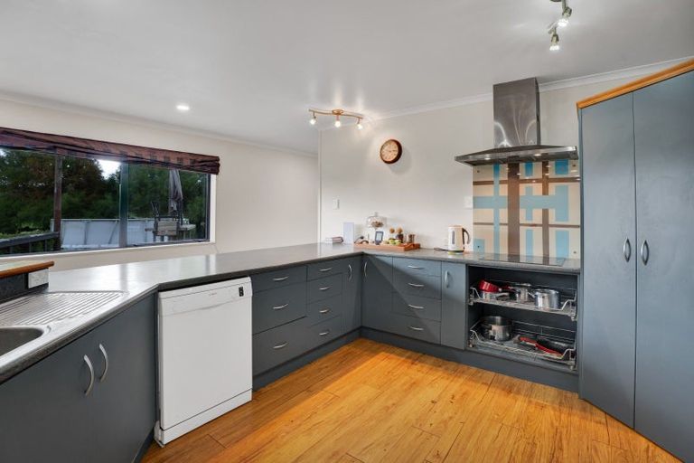 Photo of property in 210 Standish Road, Toko, Stratford, 4392