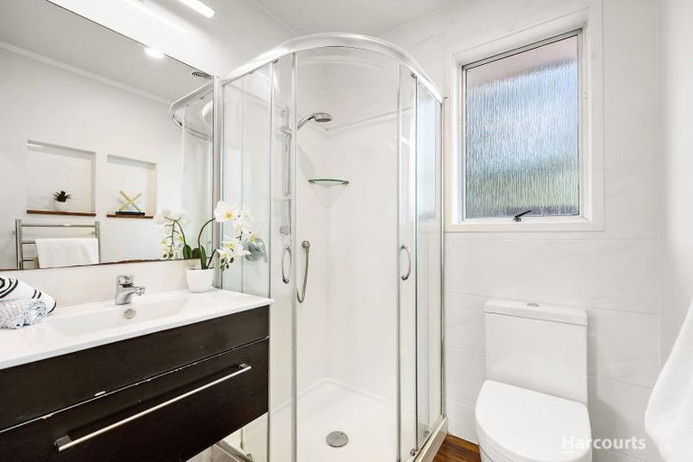 Photo of property in 40a Vina Place, Massey, Auckland, 0614