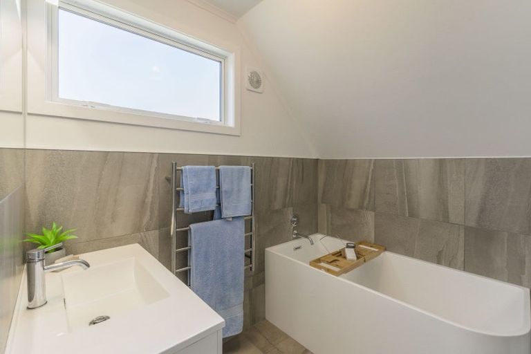 Photo of property in 42 Eatwell Avenue, Paraparaumu Beach, Paraparaumu, 5032