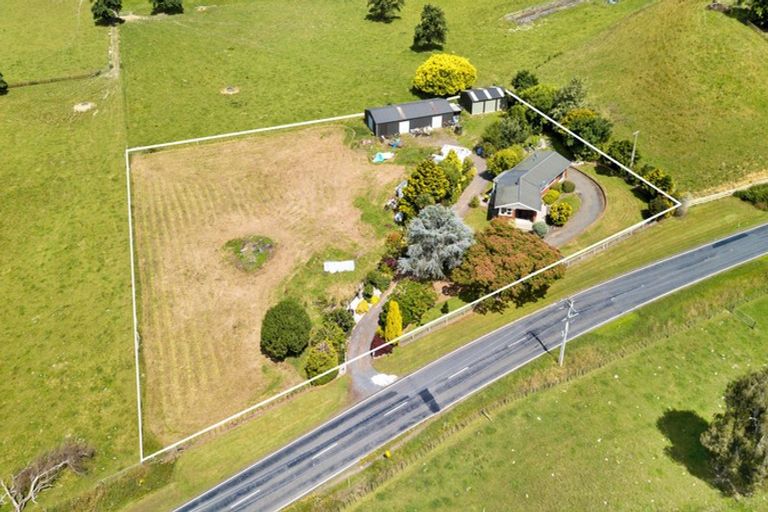 Photo of property in 1569 Te Pahu Road, Karamu, Hamilton, 3285