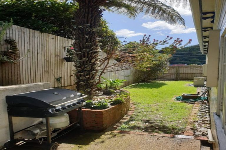 Photo of property in 353 Karori Road, Karori, Wellington, 6012