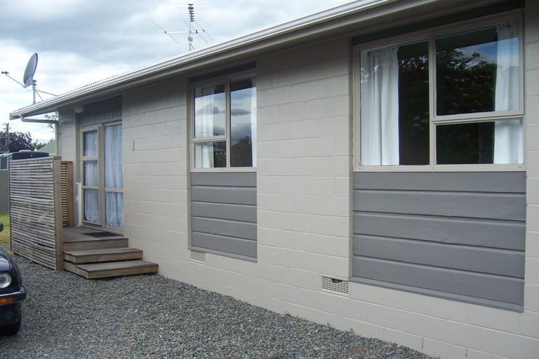 Photo of property in 3-5 Booth Street, Carterton, 5713