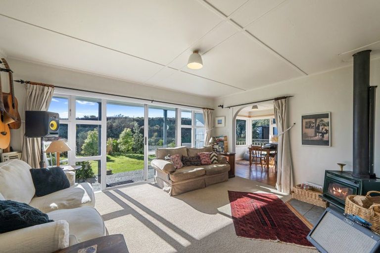 Photo of property in 555 Waitarere Beach Road, Waitarere Beach, Levin, 5510