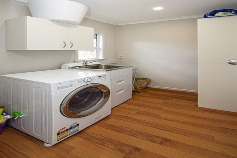 Photo of property in 3c Durham Avenue, Welbourn, New Plymouth, 4312