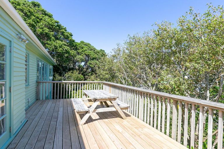 Photo of property in 10 Lincoln Street, Brooklyn, Wellington, 6021