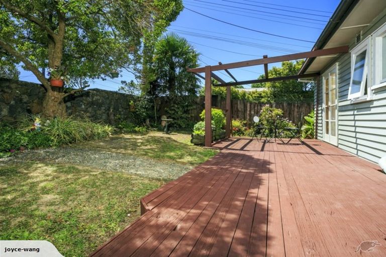 Photo of property in 86 Carlisle Road, Browns Bay, Auckland, 0632