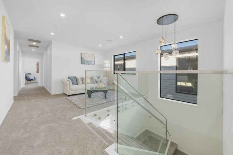 Photo of property in 15 Star Cross Road, Karaka, 2580