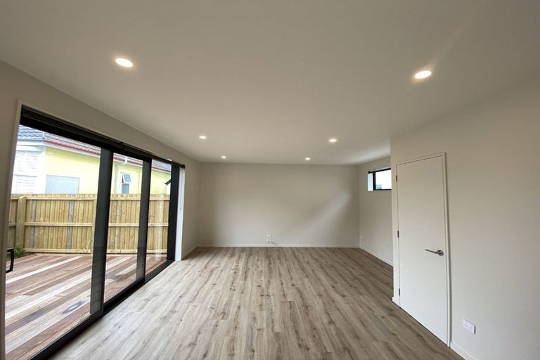 Photo of property in 97c Poulson Street, Addington, Christchurch, 8024