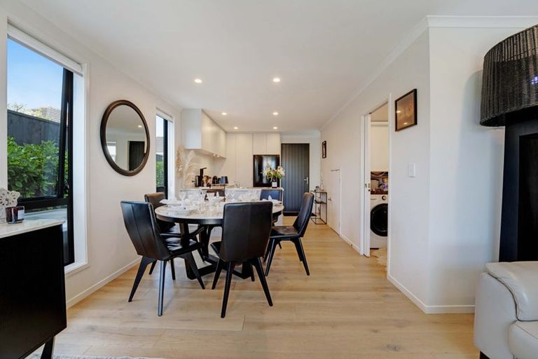 Photo of property in 8 Patariki Way, Beach Haven, Auckland, 0626