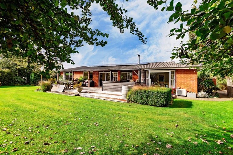 Photo of property in 274 West Plains School Road, West Plains, Invercargill, 9874