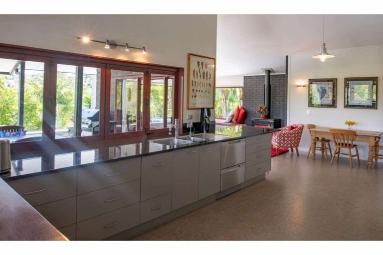 Photo of property in 19 Ao Marama Place, Kerikeri, 0294