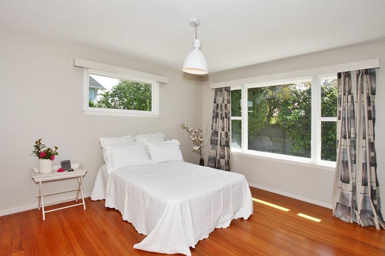 Photo of property in 27 Torquay Place, Bryndwr, Christchurch, 8053