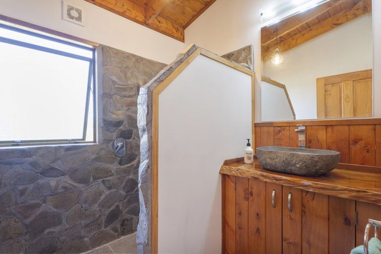 Photo of property in 117 Rimu Place, Matarangi, Whitianga, 3592