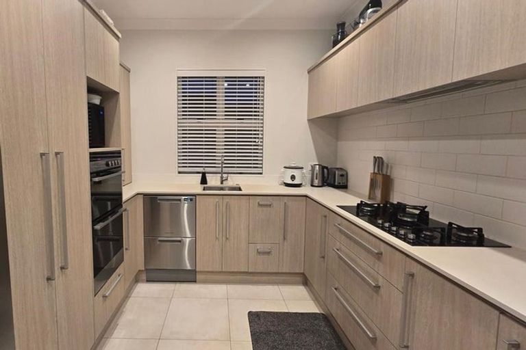 Photo of property in 58 Matairangi Avenue, Totara Heights, Auckland, 2105