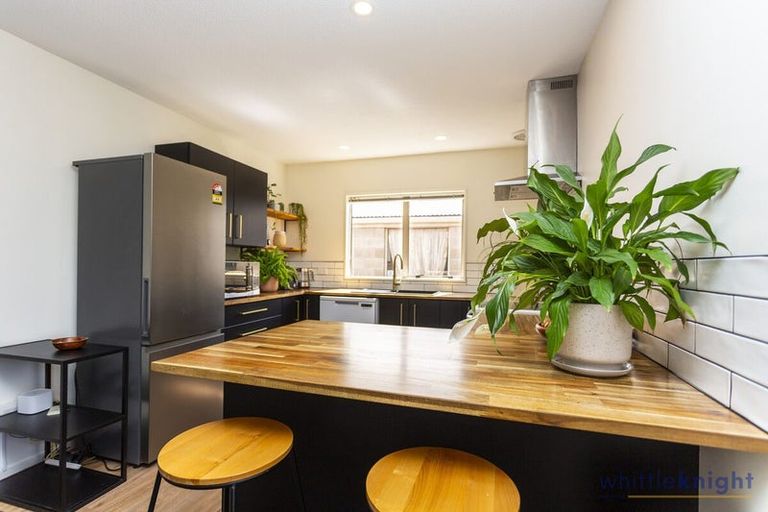 Photo of property in 2/196 England Street, Linwood, Christchurch, 8011