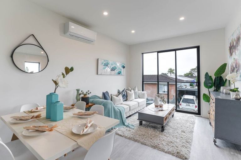 Photo of property in 40d Innismara Avenue, Wattle Downs, Auckland, 2103