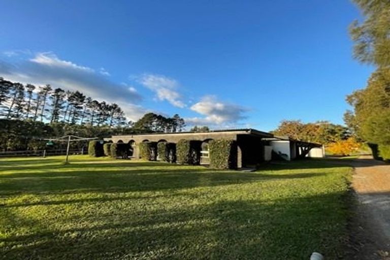 Photo of property in 102 Sanders Road, Paremoremo, Albany, 0793