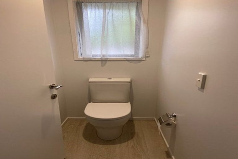 Photo of property in 2/61 Colombo Street, Cashmere, Christchurch, 8022