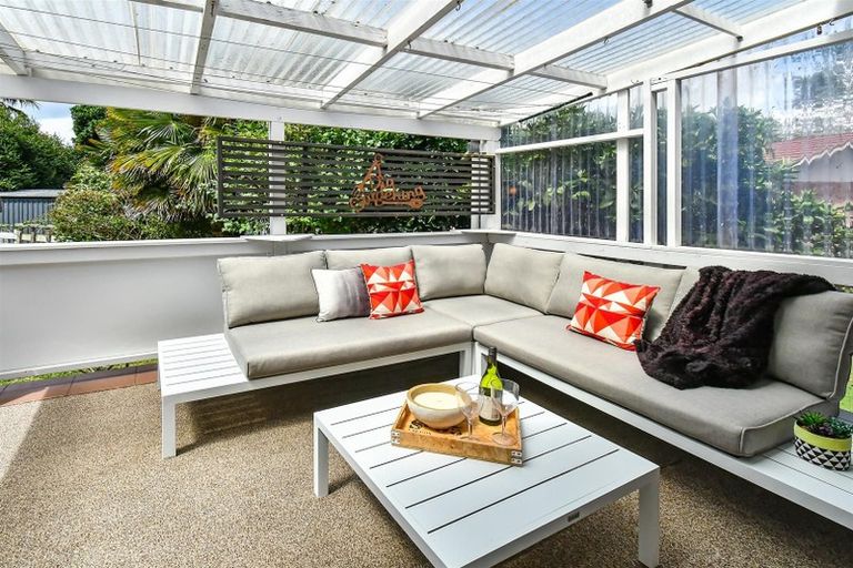 Photo of property in 3 Dennis Avenue, Hillpark, Auckland, 2102