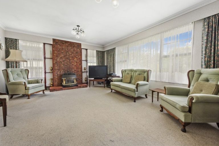 Photo of property in 3 Dowling Grove, Silverstream, Upper Hutt, 5019