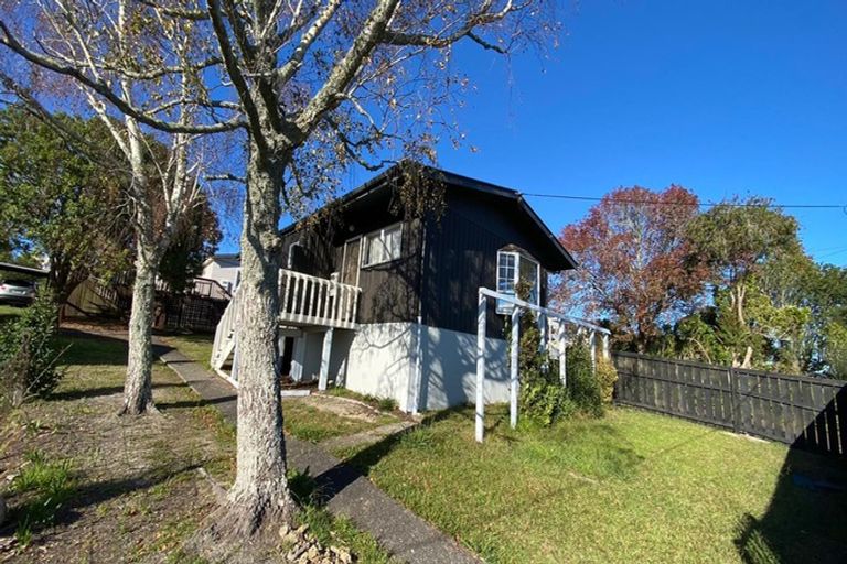 Photo of property in 2/31 Lavelle Road, Henderson, Auckland, 0612