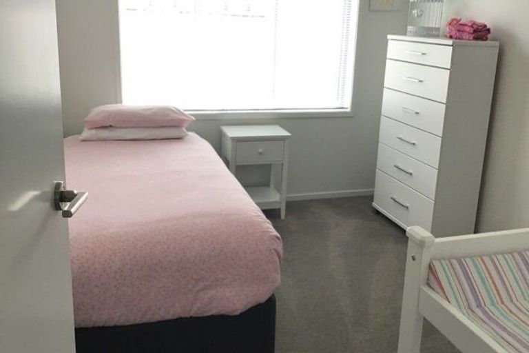 Photo of property in 4 Mangatiti Street, Papakura, 2110