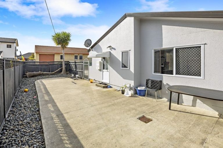 Photo of property in 2/47 Great South Road, Manurewa, Auckland, 2102