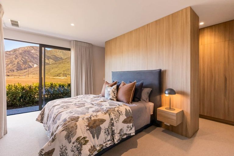 Photo of property in Kawarau Heights, 71 Kawarau Heights Boulevard, Lake Hayes, Queenstown, 9304