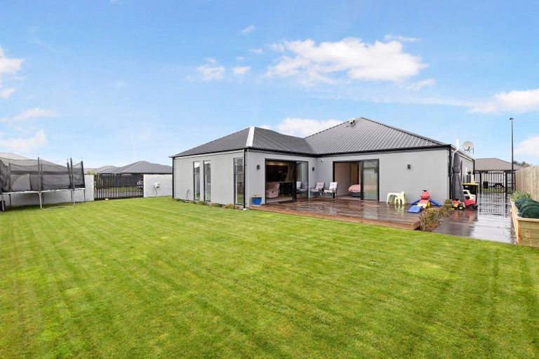 Photo of property in 1 Hamlett Drive, Woodend, 7610