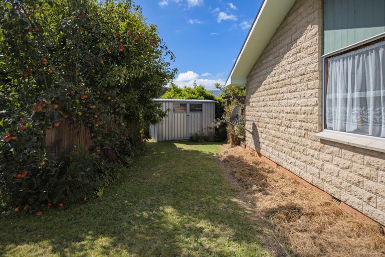 Photo of property in 48 Stuart Street, Holmes Hill, Oamaru, 9401