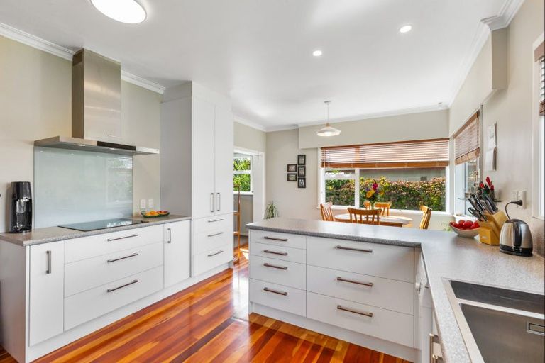 Photo of property in 12 Glen Street, Levin, 5510