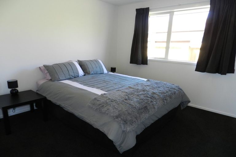 Photo of property in 92 Palmers Road, New Brighton, Christchurch, 8083