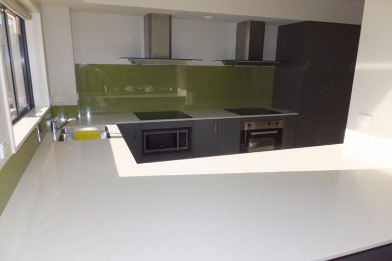 Photo of property in 76b Peer Street, Upper Riccarton, Christchurch, 8041