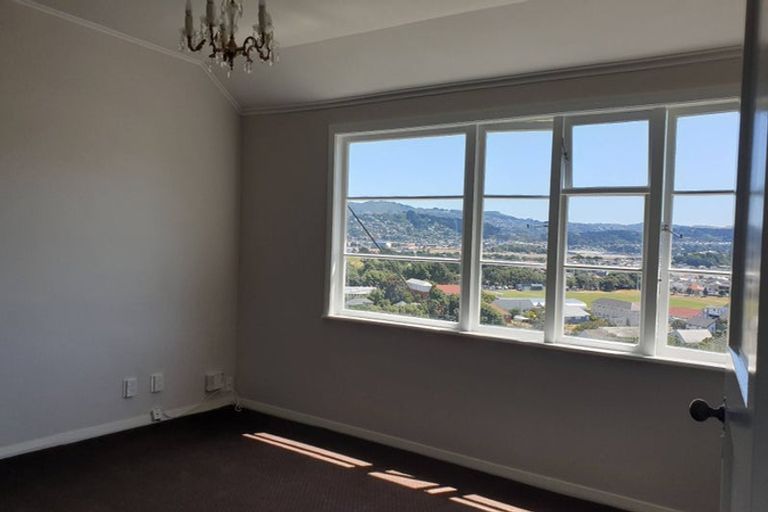 Photo of property in 26 Elphinstone Avenue, Strathmore Park, Wellington, 6022